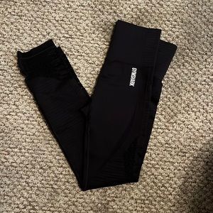 black gymshark leggings